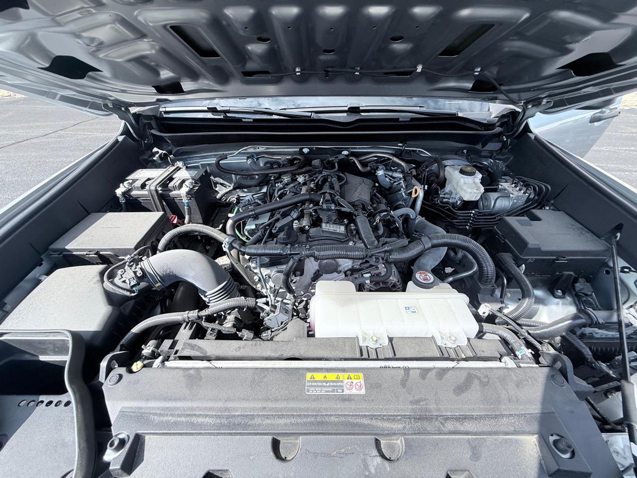 Toyota Tacoma SR Double Cab 4WD 2025