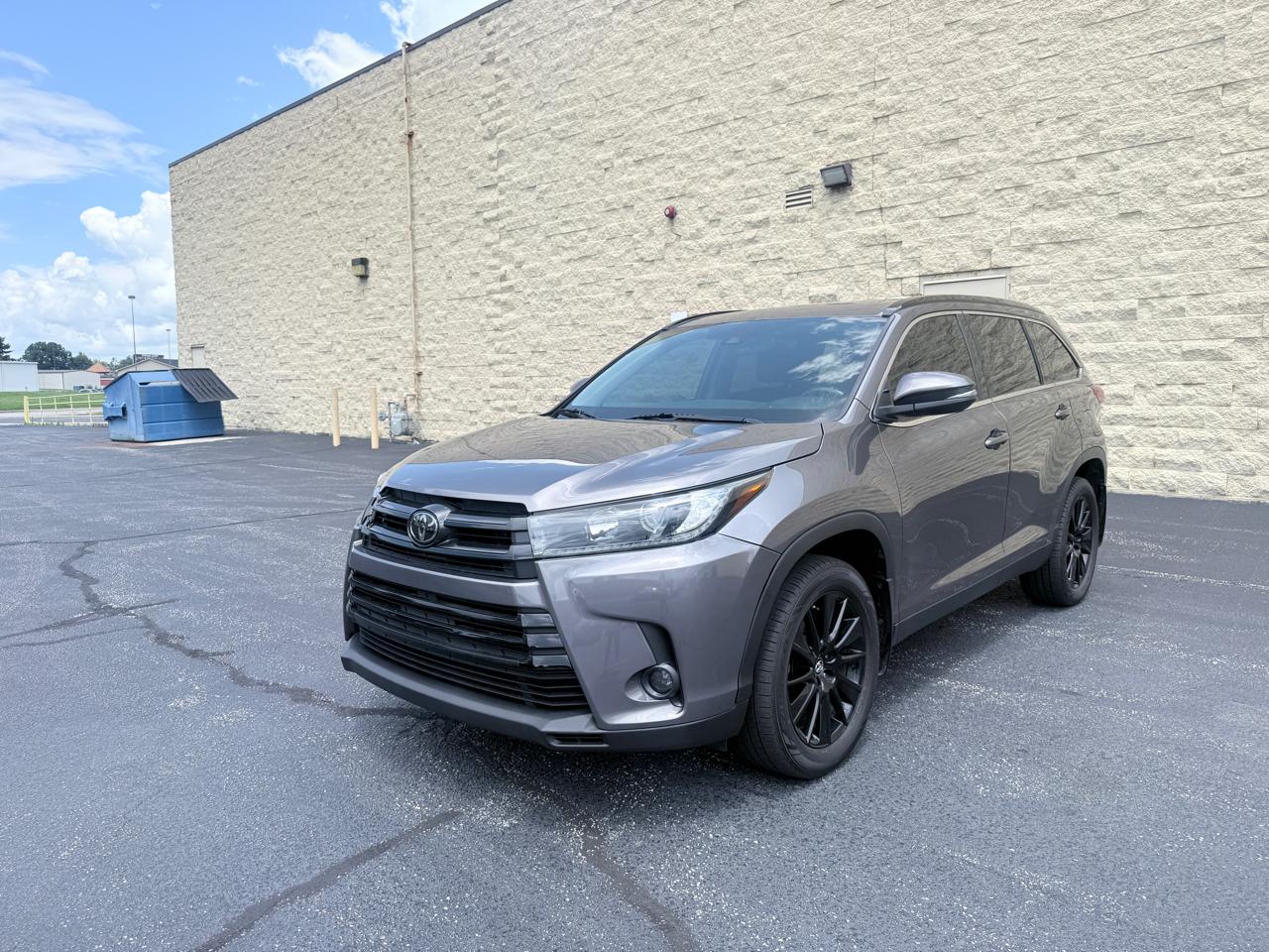 Toyota Highlander XLE AWD V6 2019