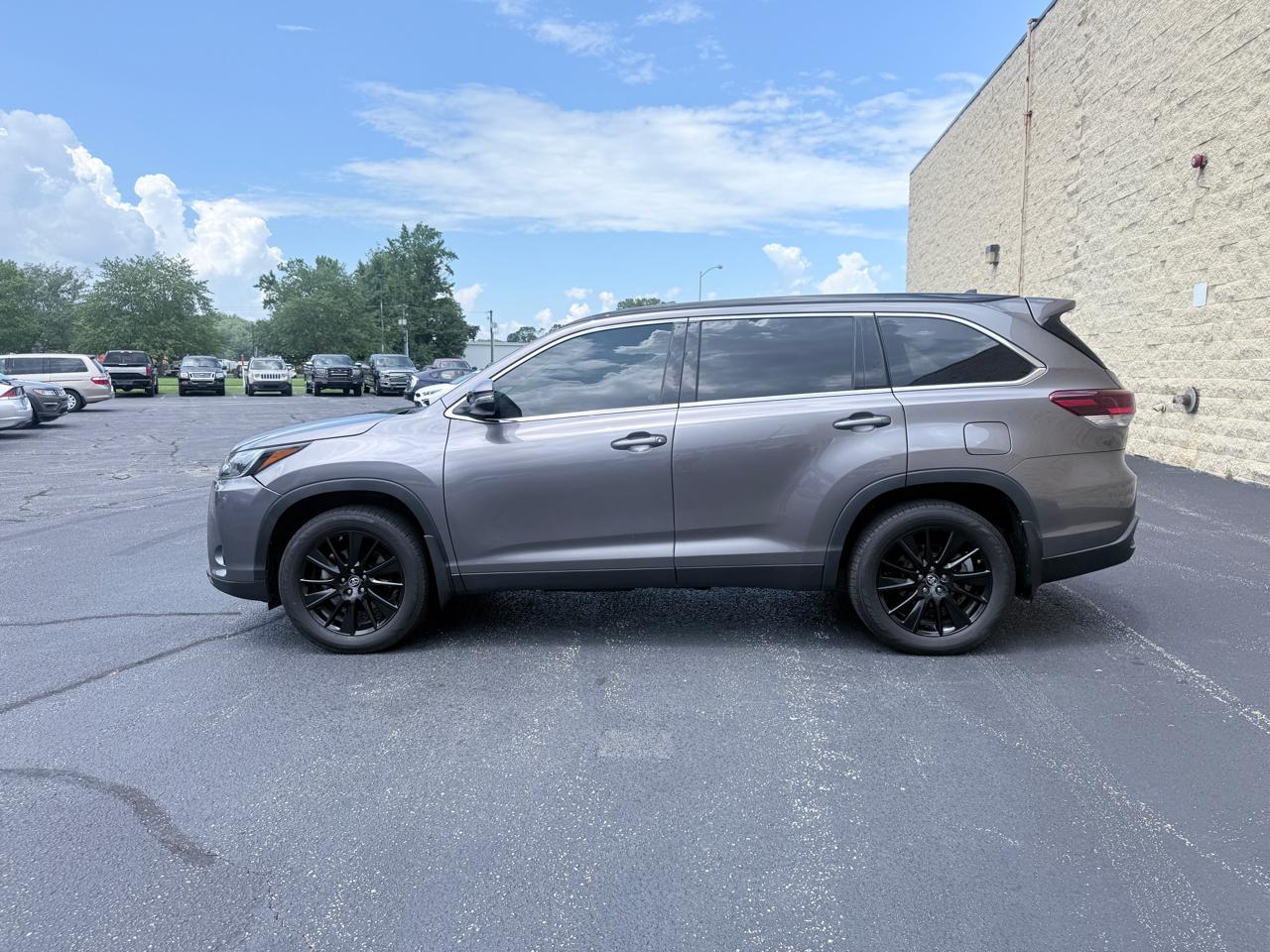 Toyota Highlander XLE AWD V6 2019