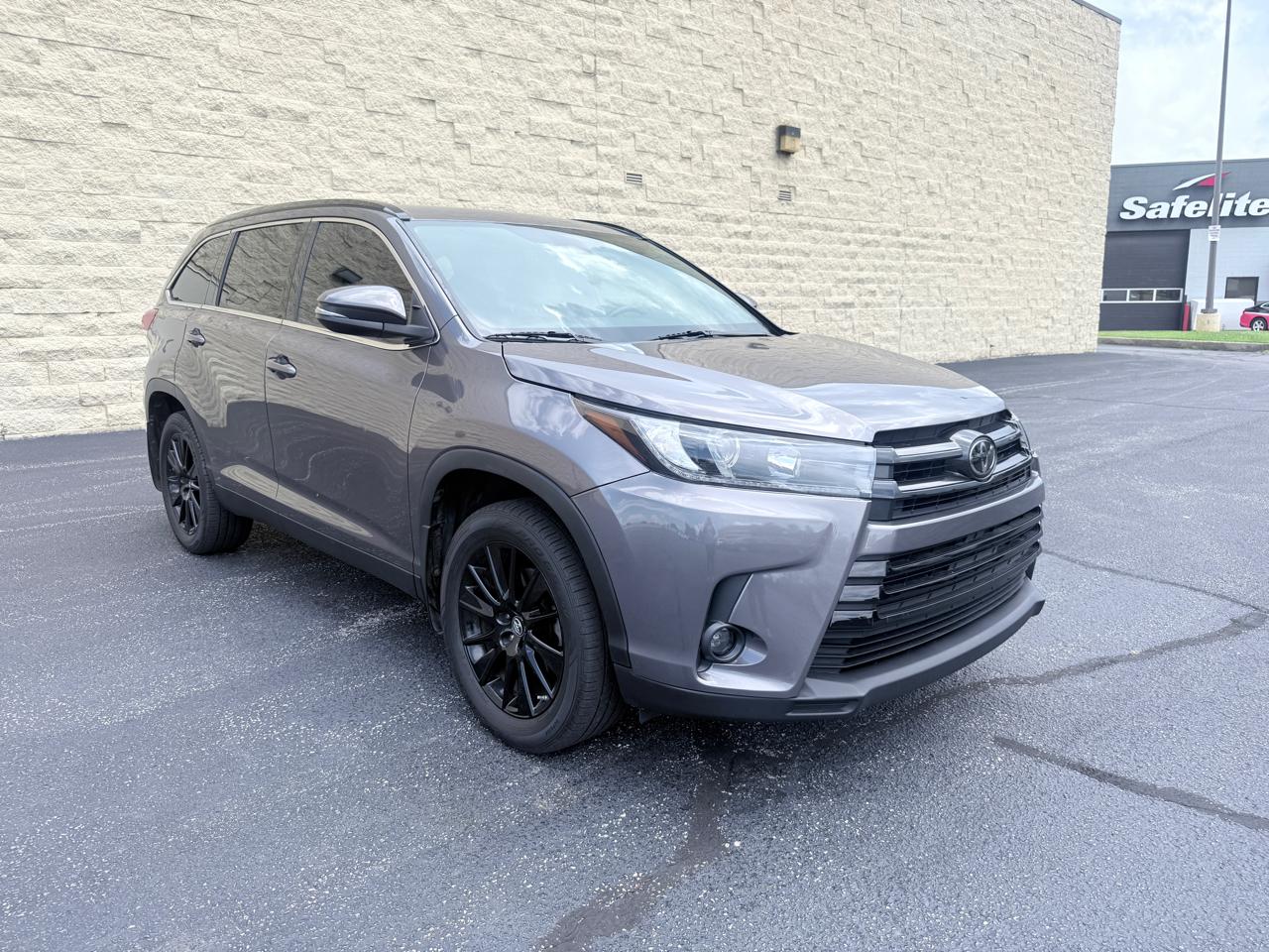 Toyota Highlander XLE AWD V6 2019