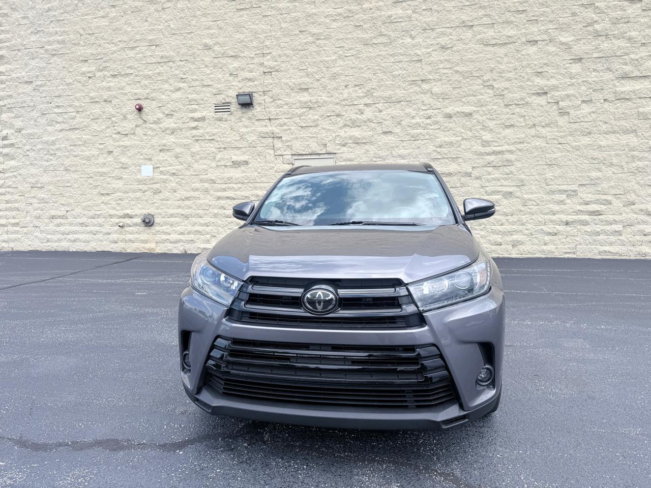 Toyota Highlander XLE AWD V6 2019