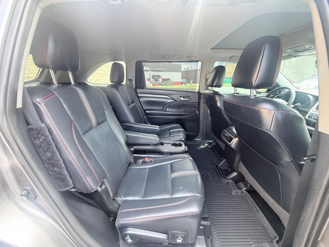 Toyota Highlander XLE AWD V6 2019