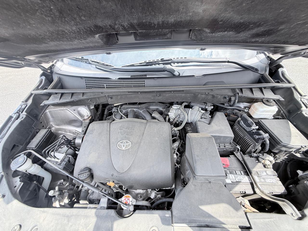 Toyota Highlander XLE AWD V6 2019