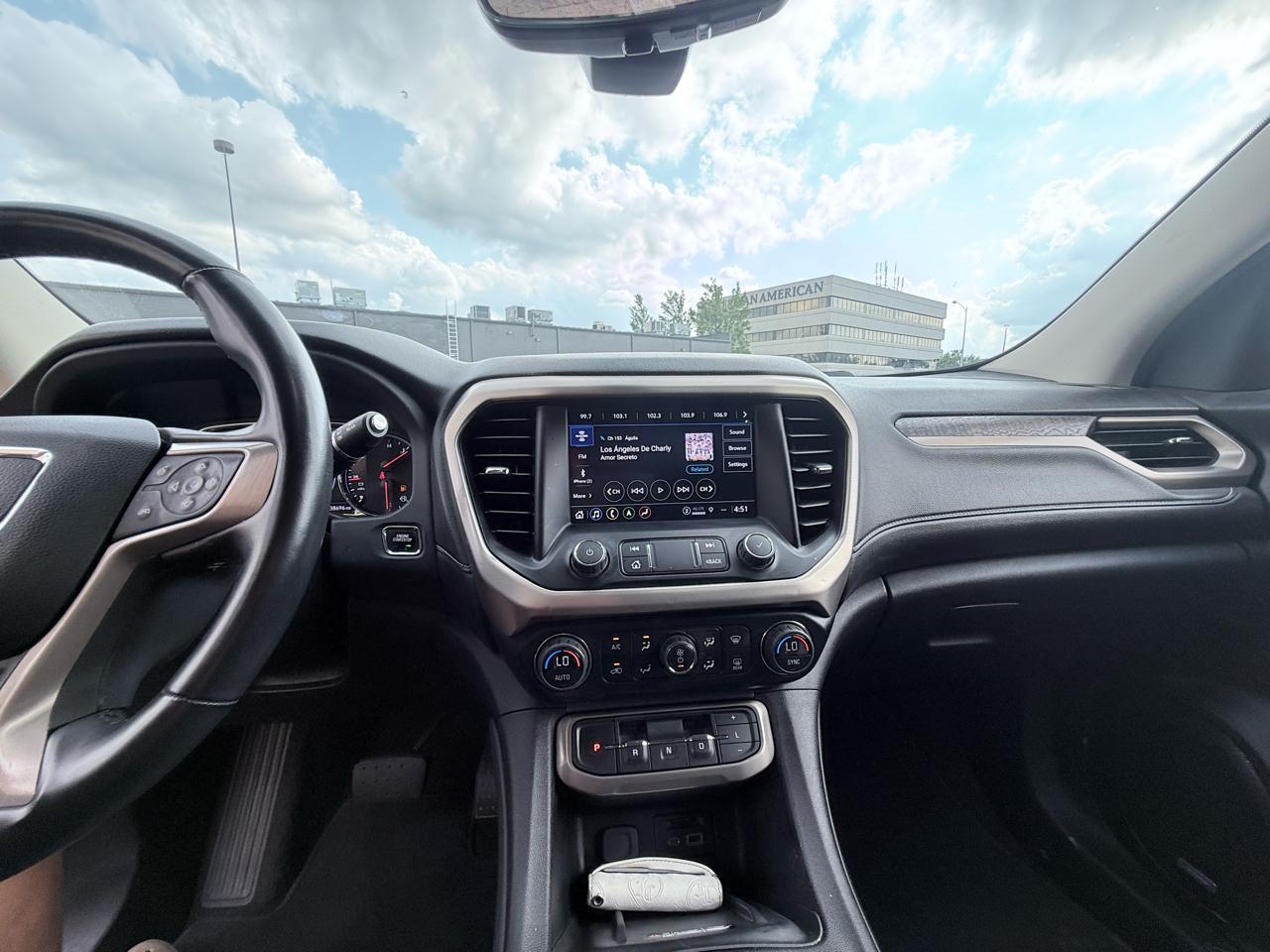 GMC Acadia Denali AWD 2023