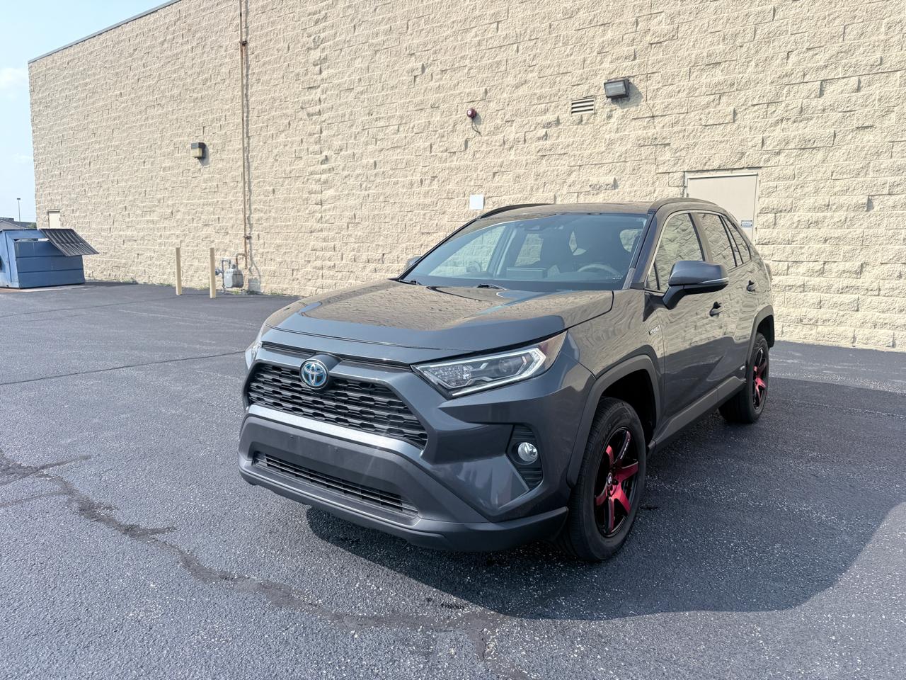 Toyota RAV4 Hybrid XLE 2020