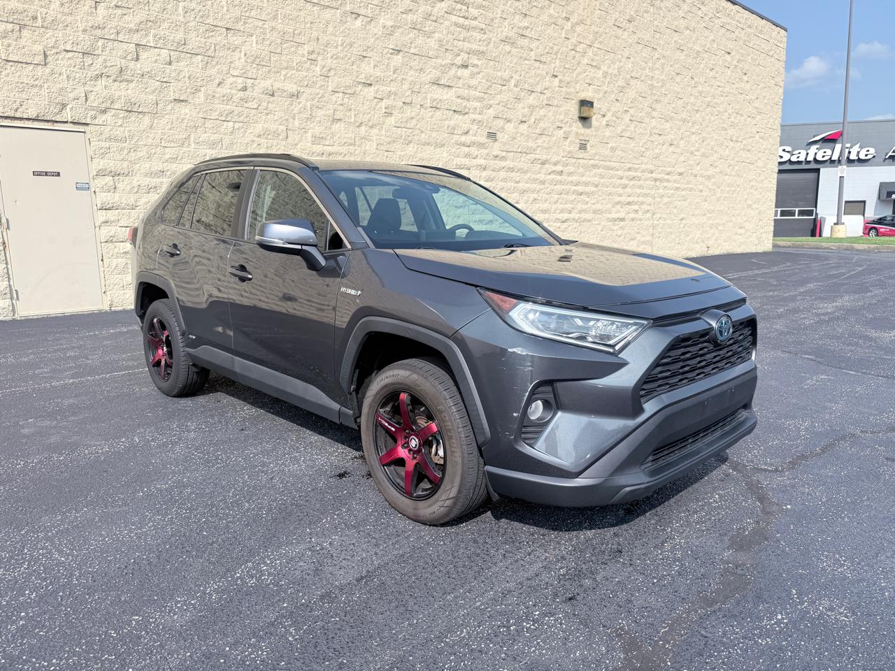 Toyota RAV4 Hybrid XLE 2020
