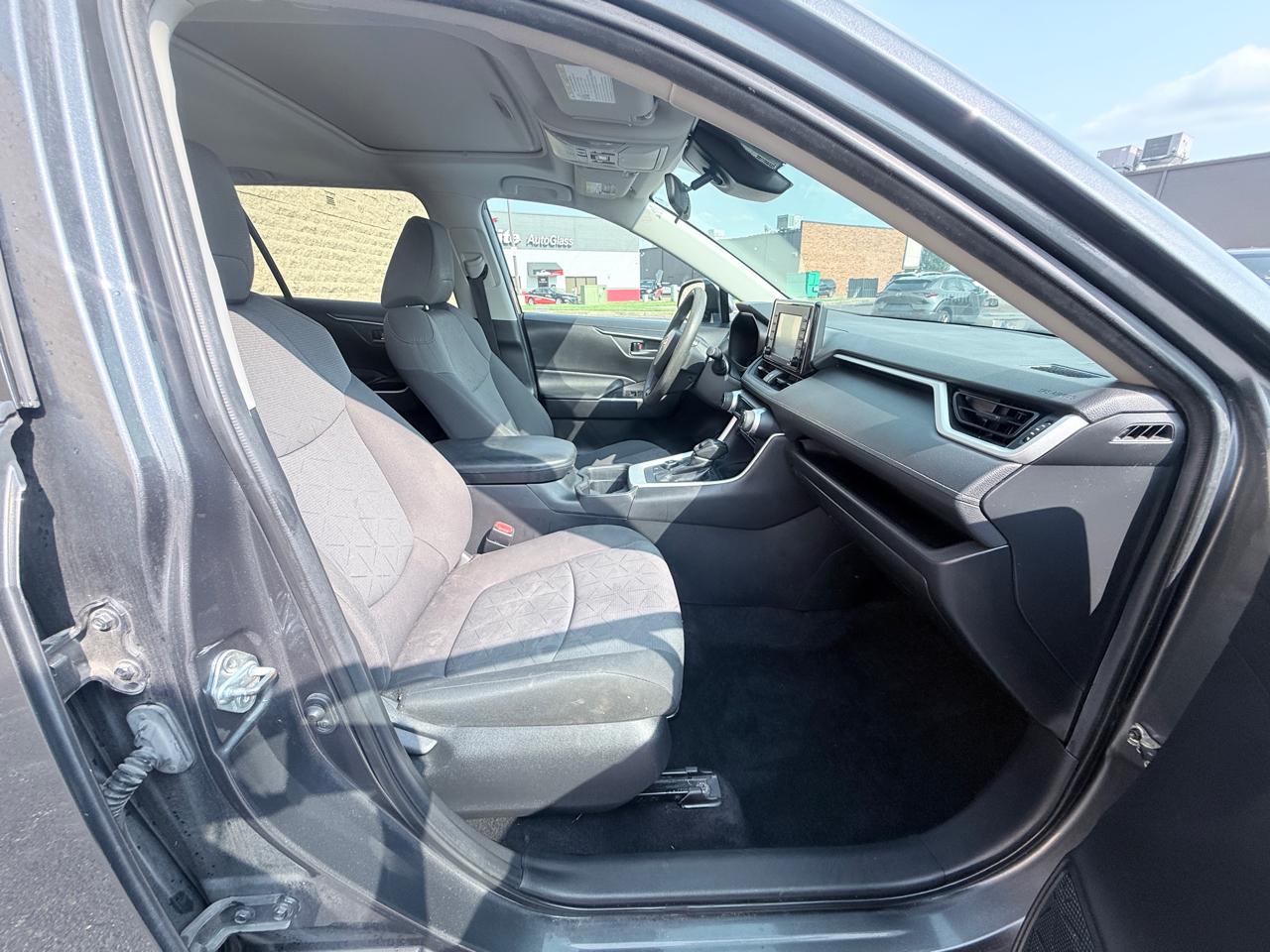 Toyota RAV4 Hybrid XLE 2020