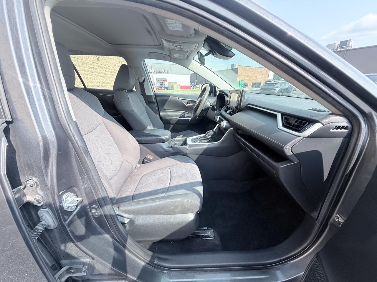 Toyota RAV4 Hybrid XLE 2020