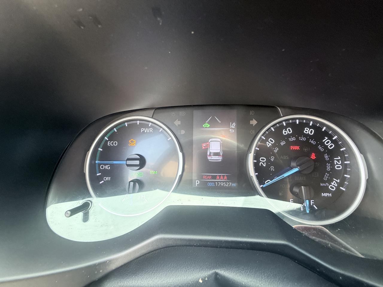 Toyota RAV4 Hybrid XLE 2020