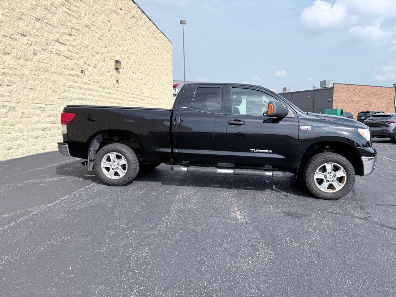 Toyota Tundra Tundra-Grade 5.7L FFV Double Cab 4WD 2012