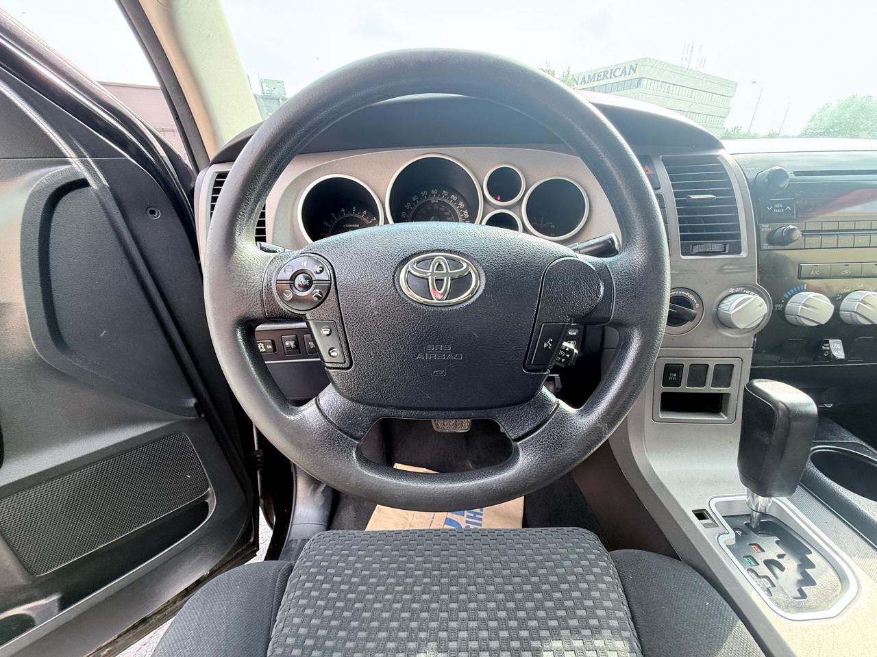 Toyota Tundra Tundra-Grade 5.7L FFV Double Cab 4WD 2012