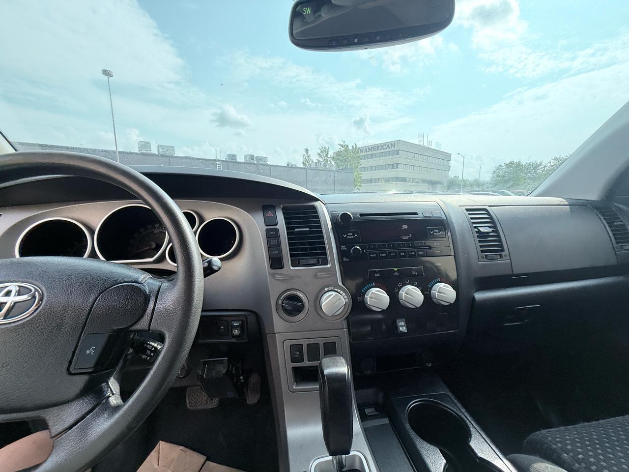 Toyota Tundra Tundra-Grade 5.7L FFV Double Cab 4WD 2012