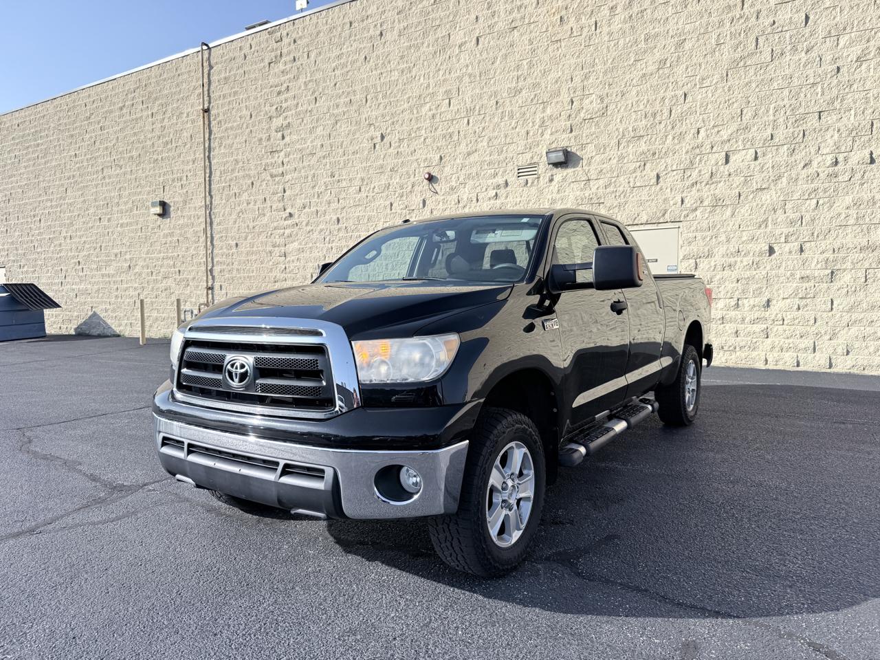  2012 Toyota Tundra Tundra Grade Double Cab 5.7L FFV 4WD   
