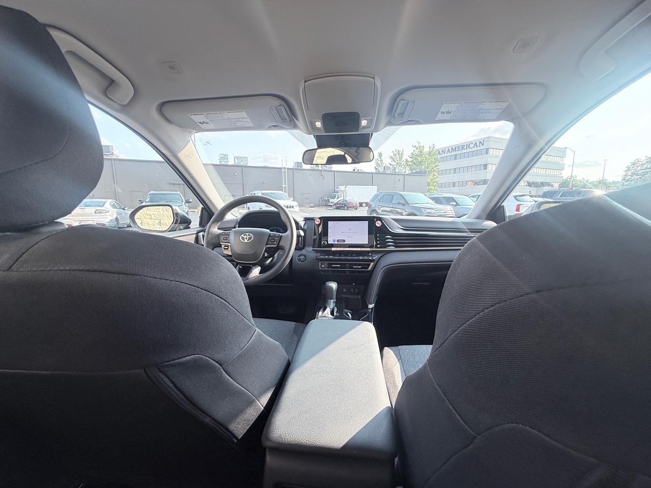 Toyota Camry Hybrid XLE 2026