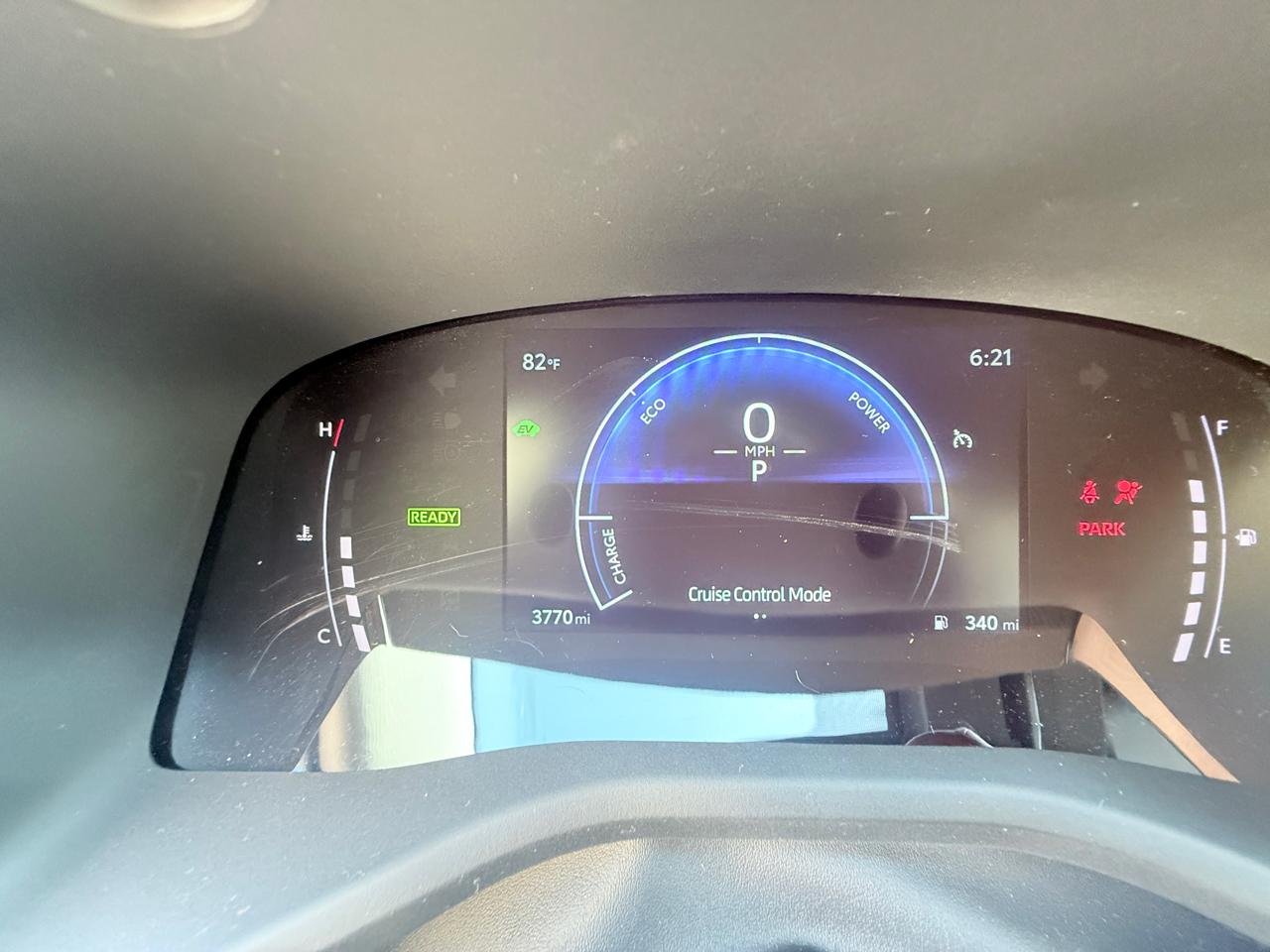 Toyota Camry Hybrid XLE 2026