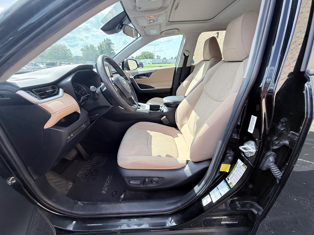 Toyota RAV4 Hybrid XLE 2020