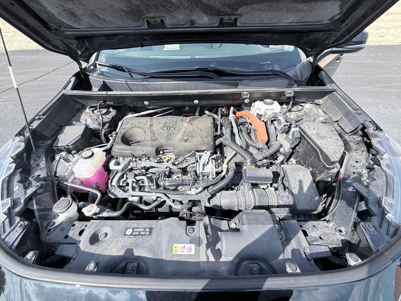 Toyota RAV4 Hybrid XLE 2020