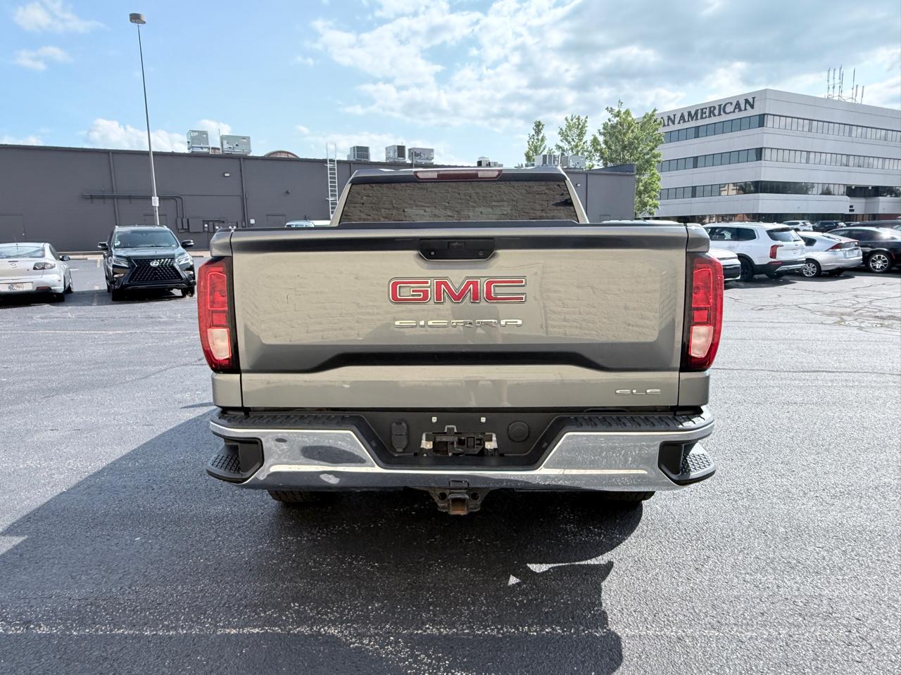 GMC Sierra 1500 SLE Crew Cab Short Box 4WD 2019