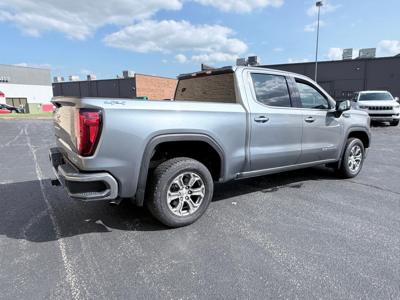 GMC Sierra 1500 SLE Crew Cab Short Box 4WD 2019