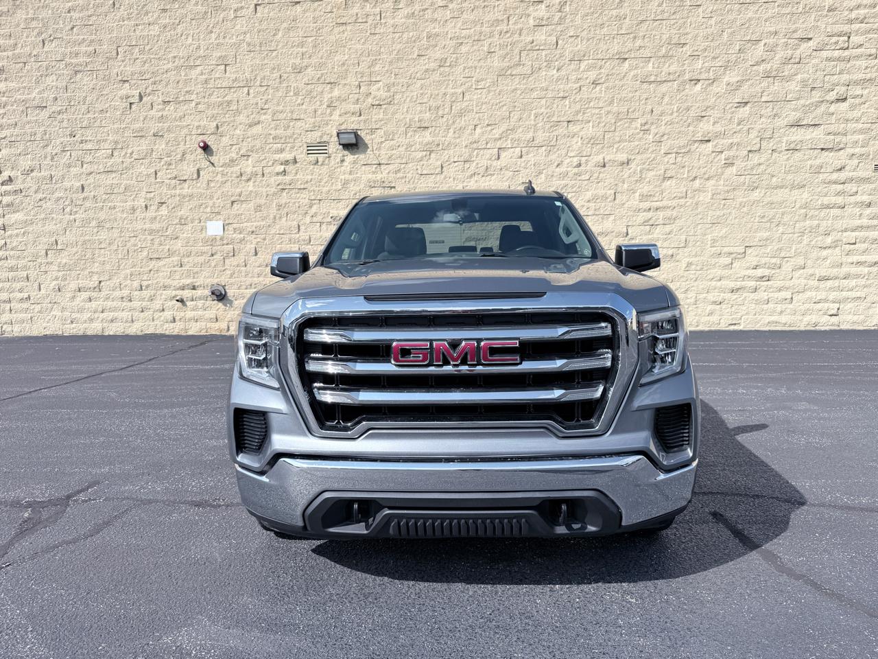 GMC Sierra 1500 SLE Crew Cab Short Box 4WD 2019