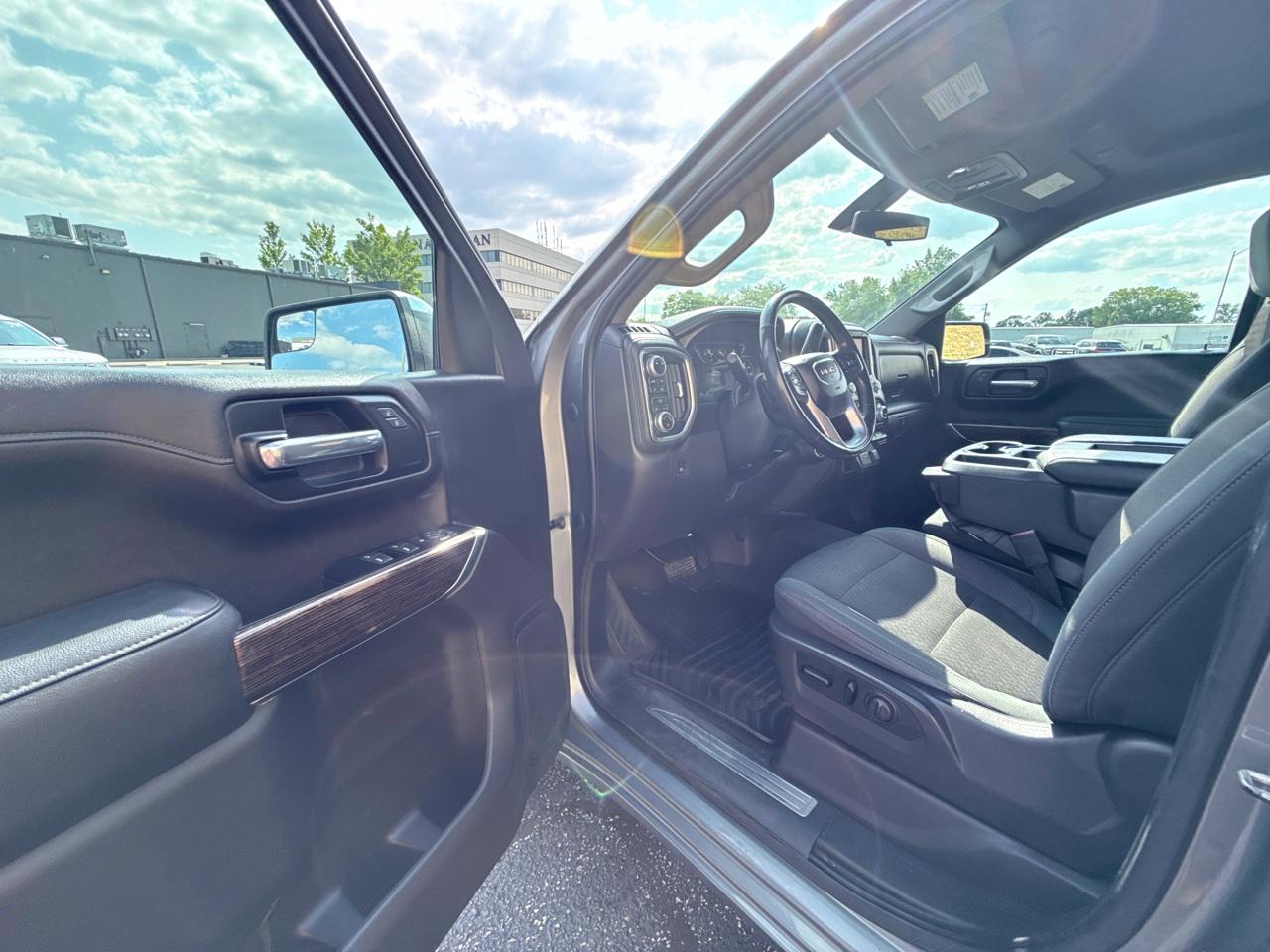 GMC Sierra 1500 SLE Crew Cab Short Box 4WD 2019