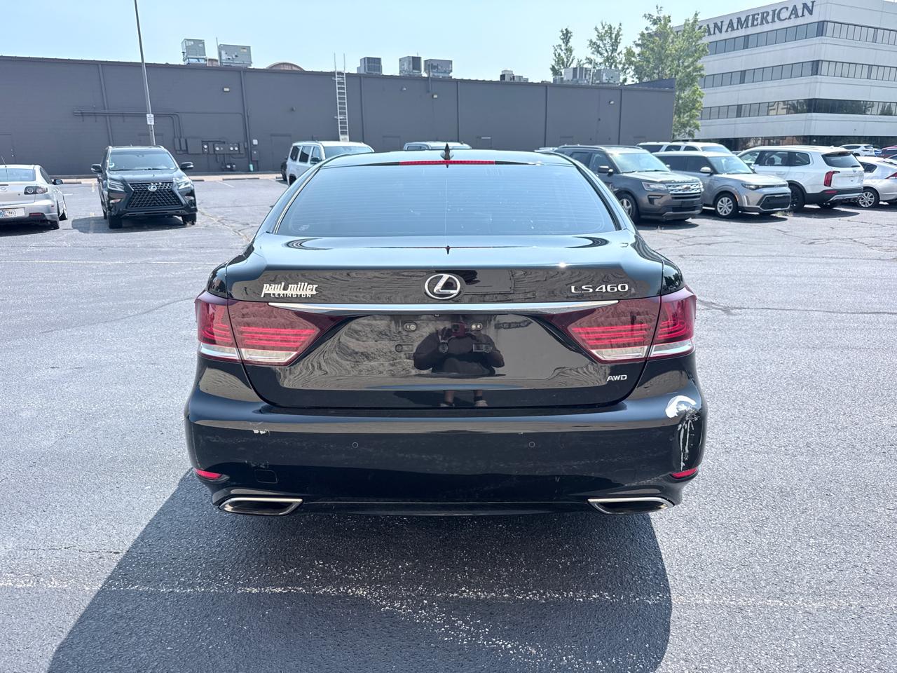 Lexus LS 460 Luxury Sedan AWD 2014