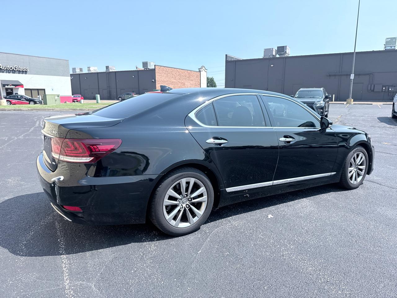 Lexus LS 460 Luxury Sedan AWD 2014