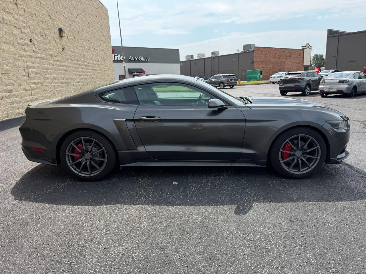 Ford Mustang EcoBoost Coupe 2017