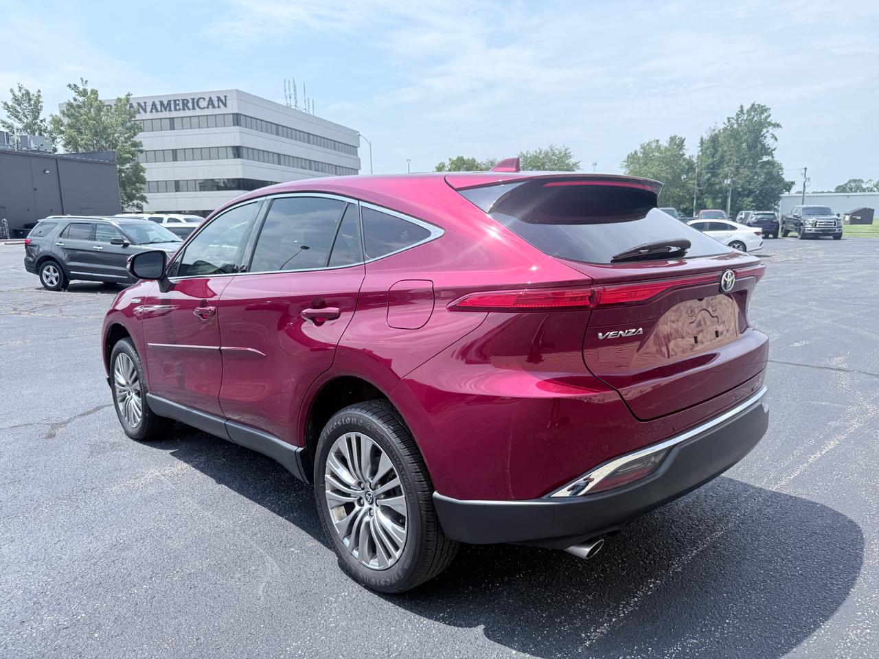 Toyota Venza LE 2021
