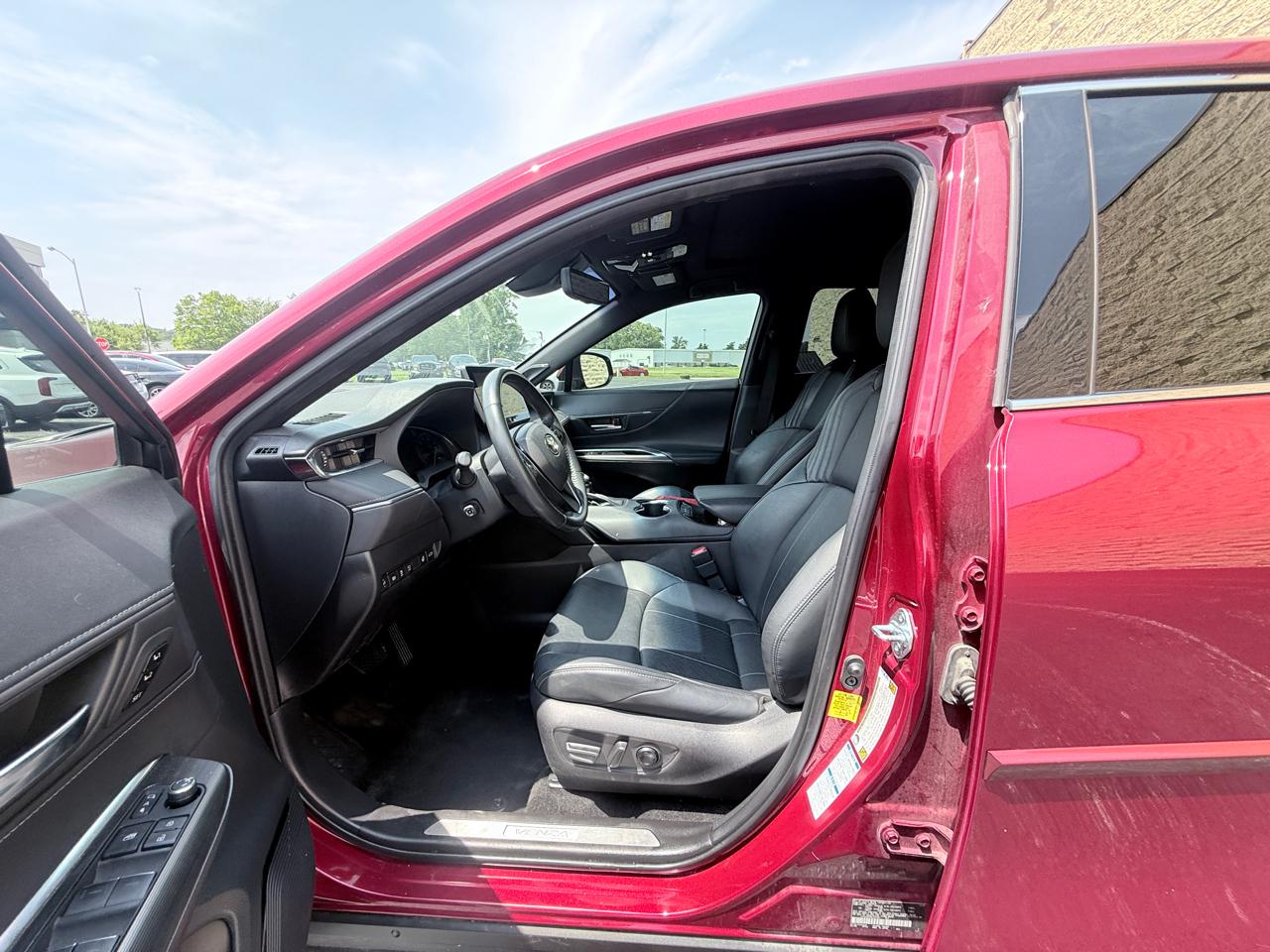 Toyota Venza LE 2021