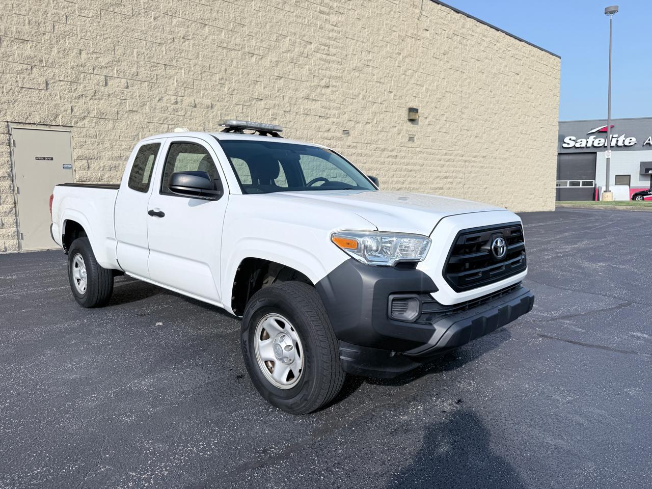 Toyota Tacoma SR5 Access Cab I4 6AT 4WD 2017