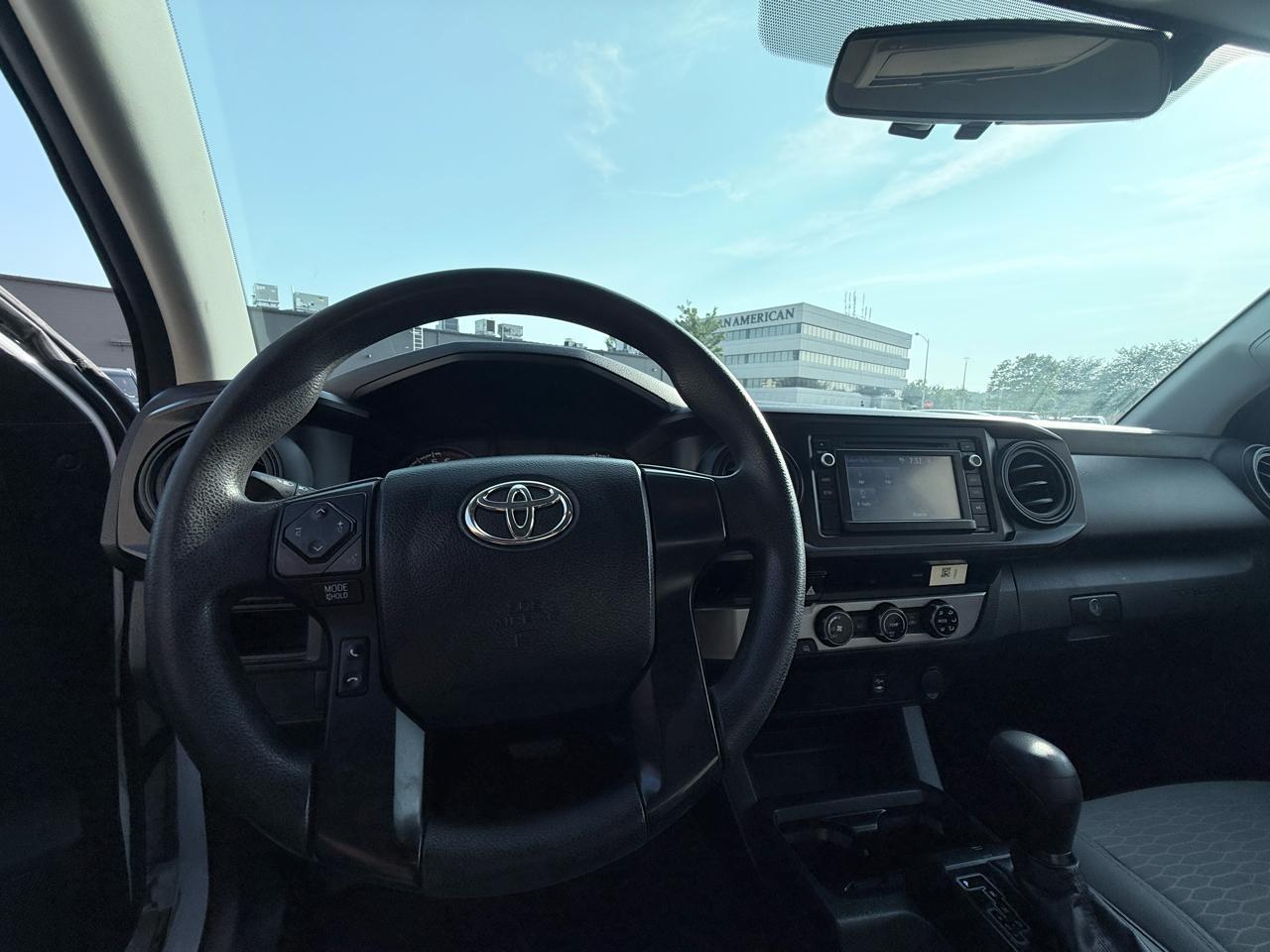 Toyota Tacoma SR5 Access Cab I4 6AT 4WD 2017