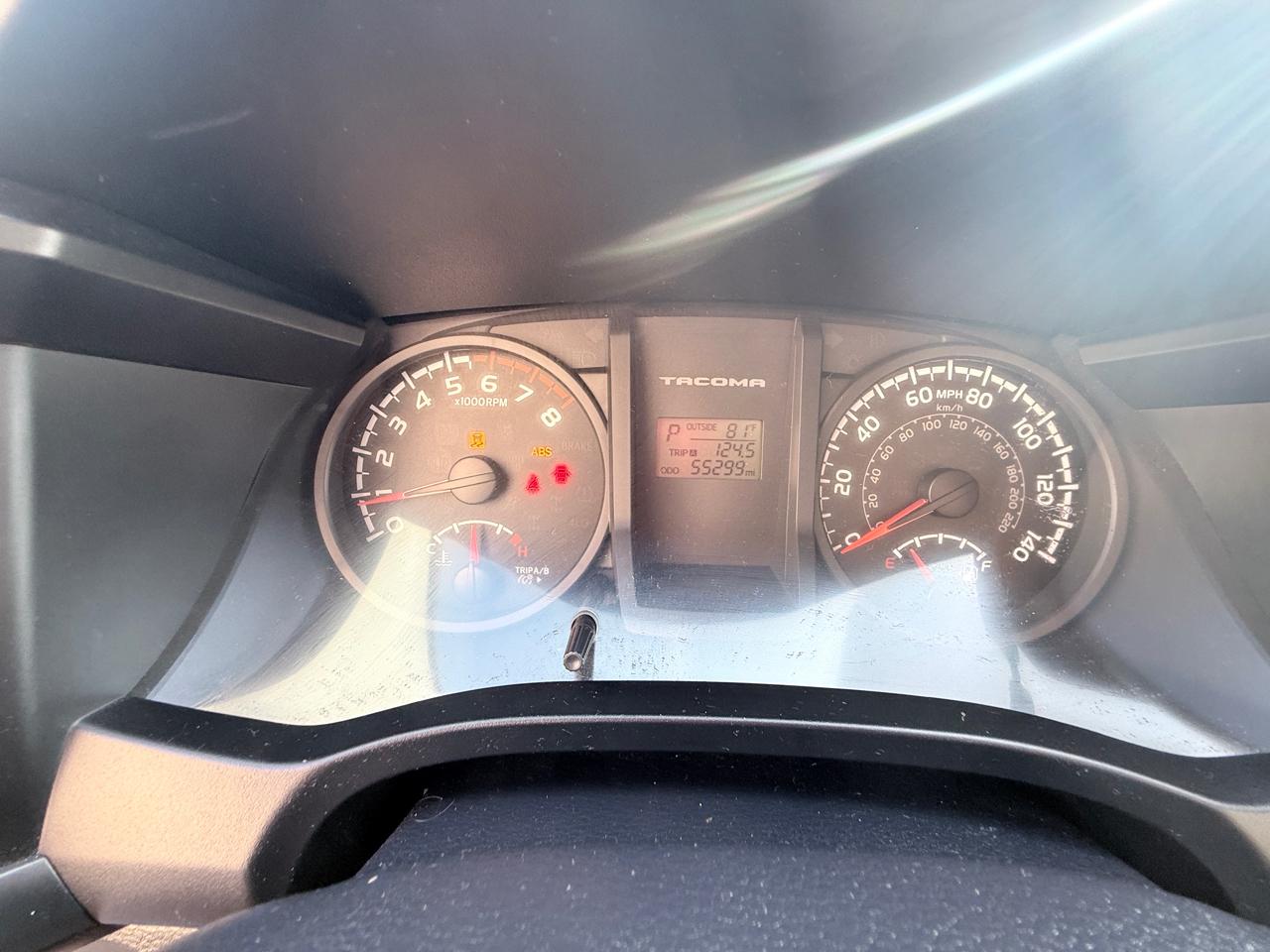 Toyota Tacoma SR5 Access Cab I4 6AT 4WD 2017