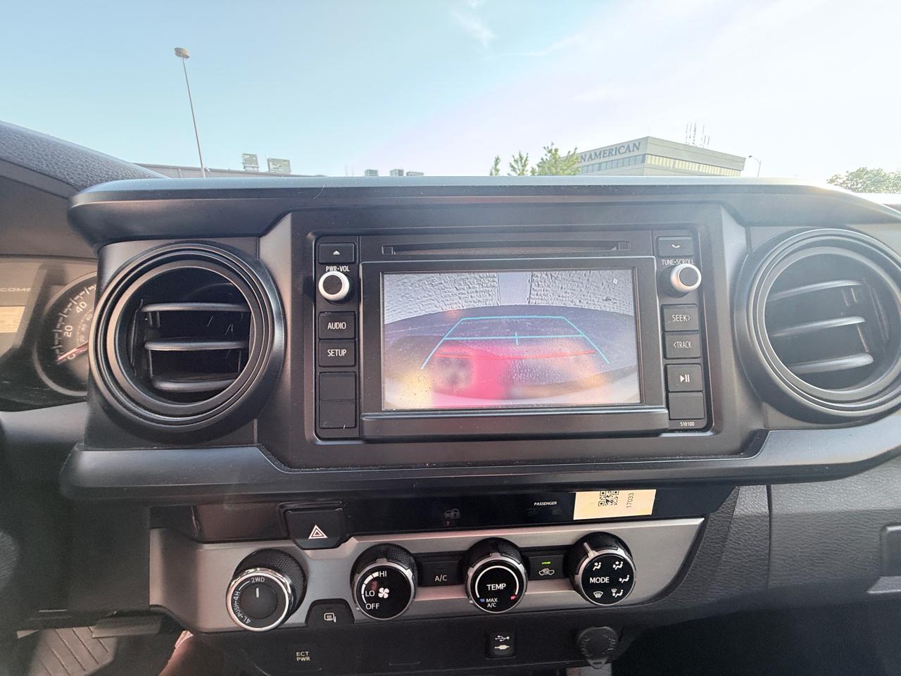 Toyota Tacoma SR5 Access Cab I4 6AT 4WD 2017