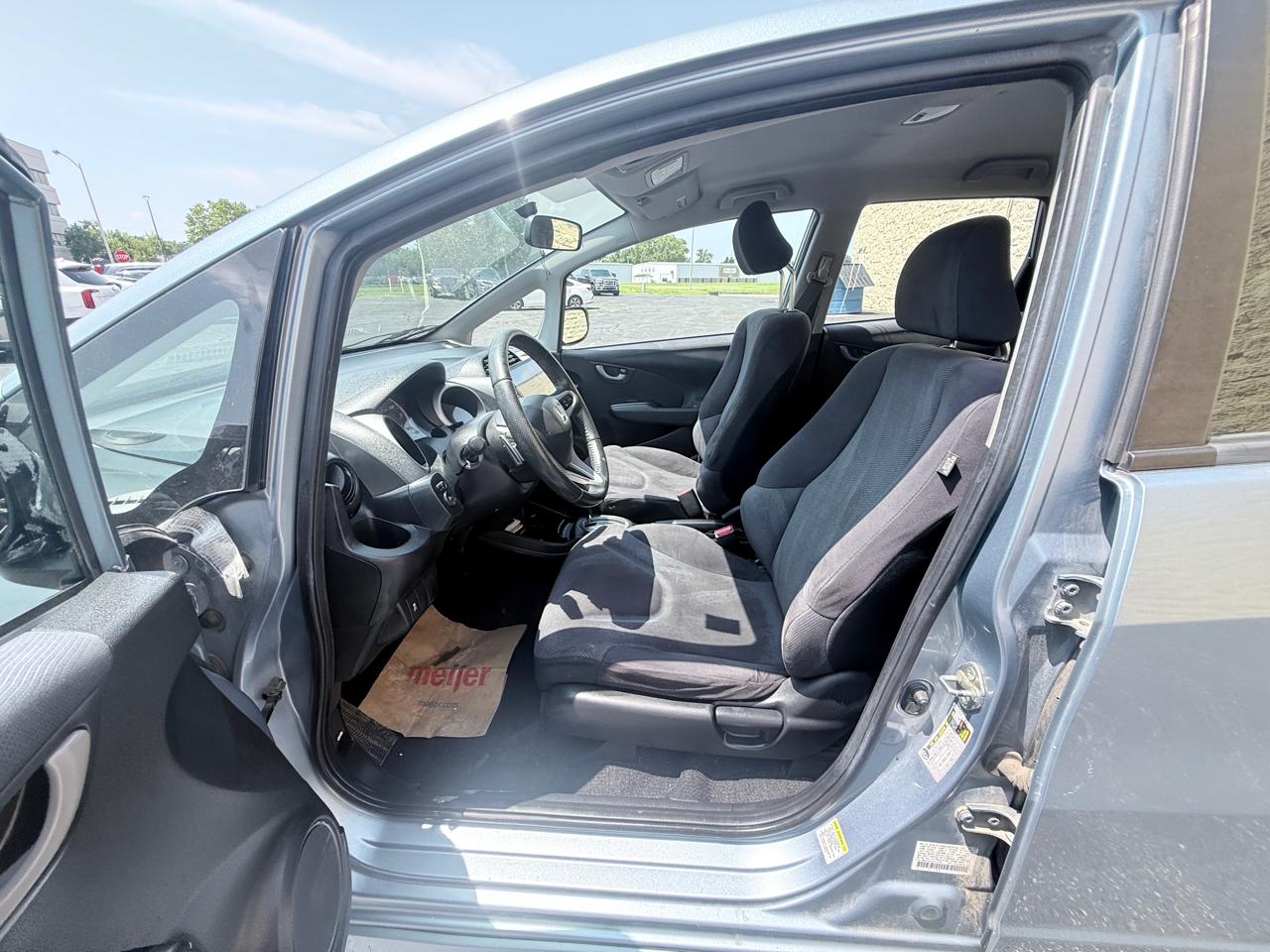 Honda Fit Sport 5-Speed AT 2011