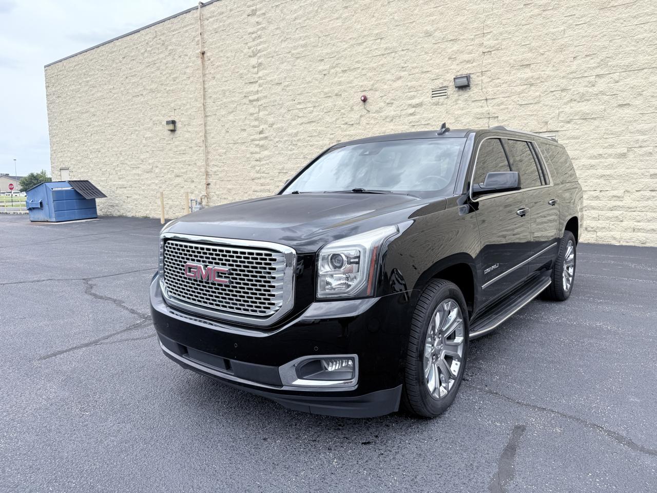 GMC Yukon XL Denali 4WD 2016