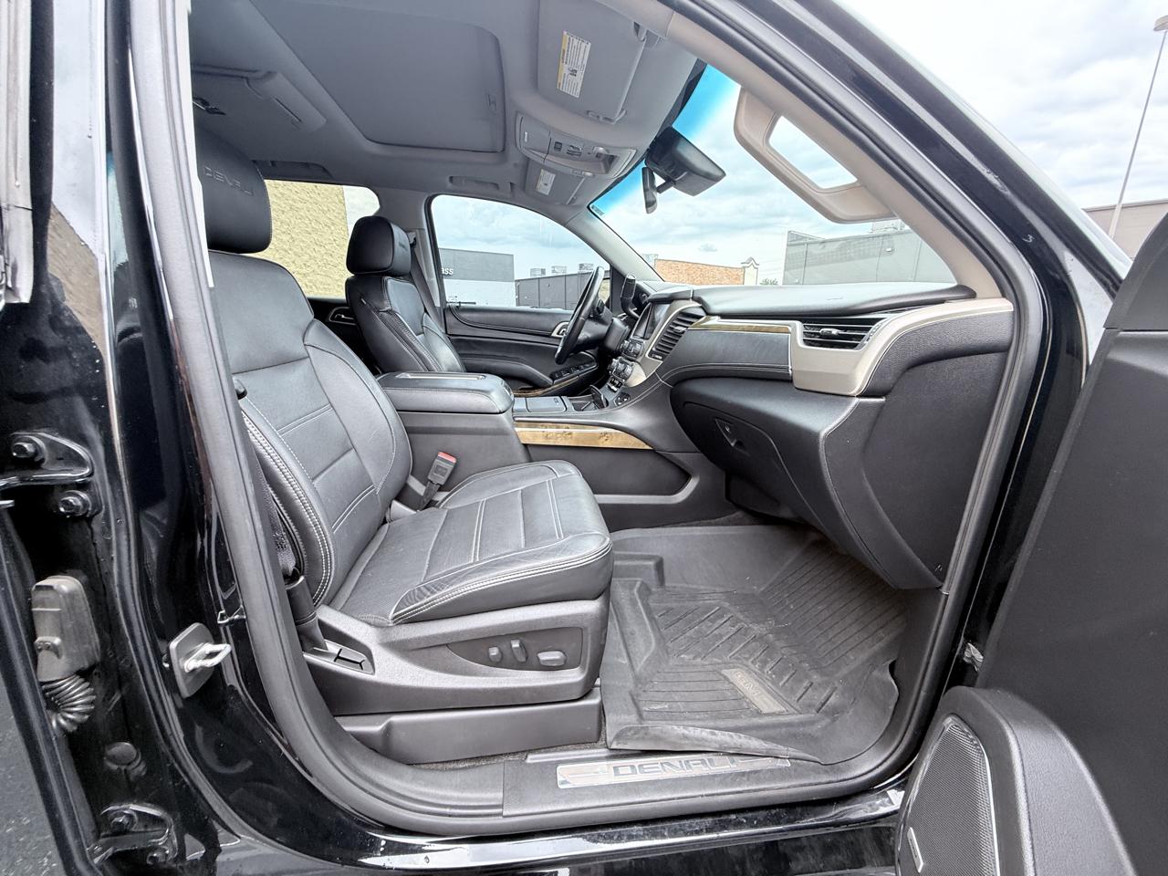 GMC Yukon XL Denali 4WD 2016