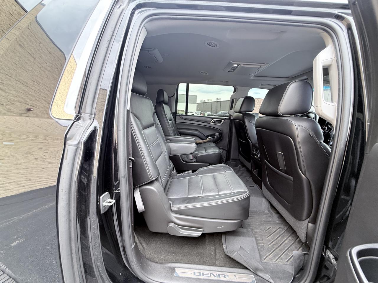 GMC Yukon XL Denali 4WD 2016