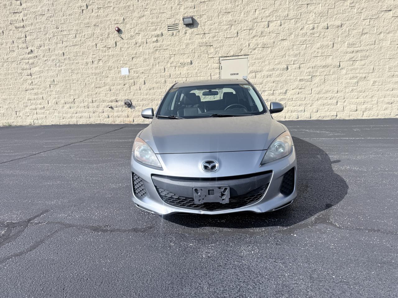 Mazda MAZDA3 i Grand Touring MT 5-Door 2013