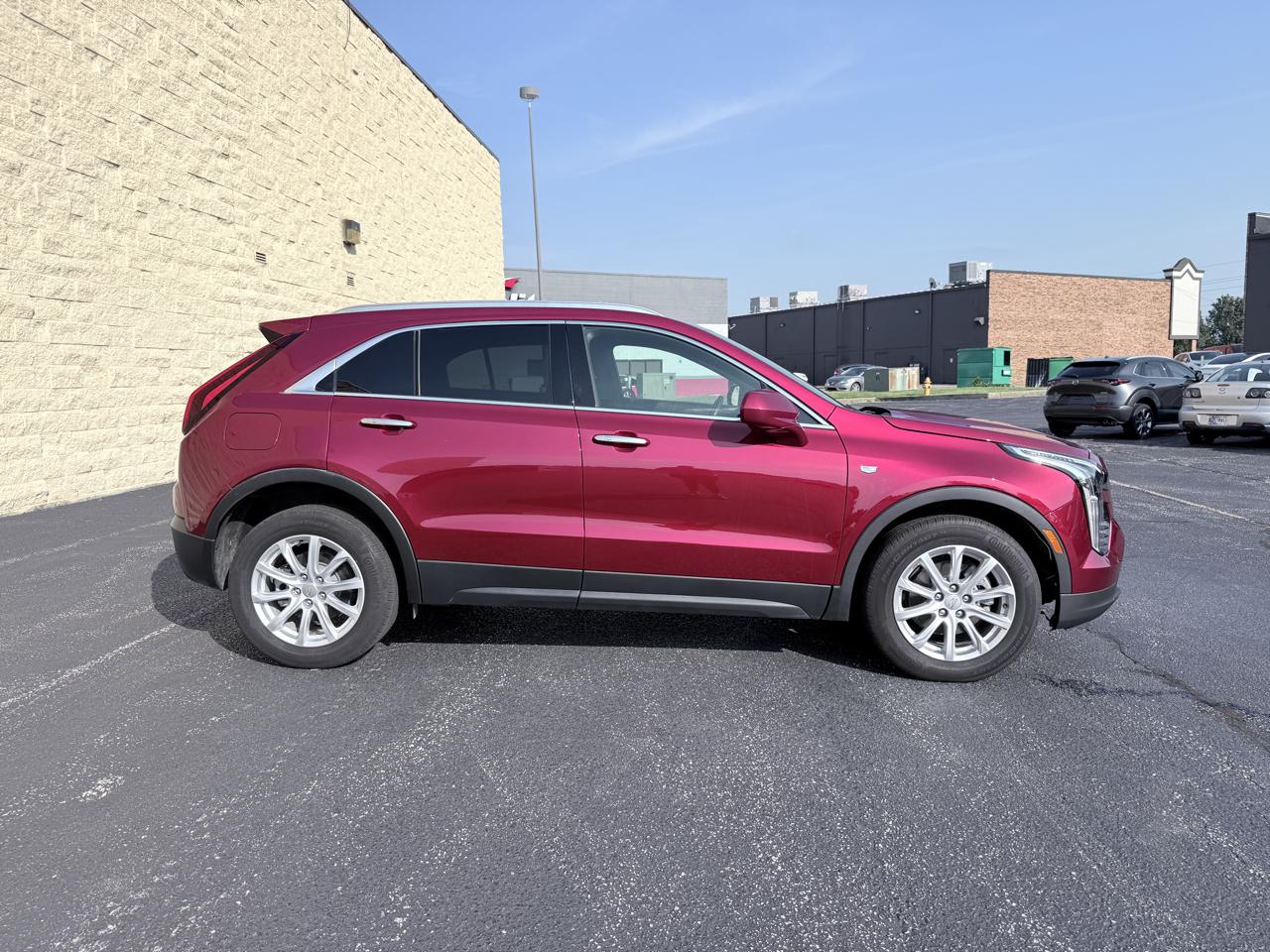 Cadillac XT4 Luxury AWD 2023