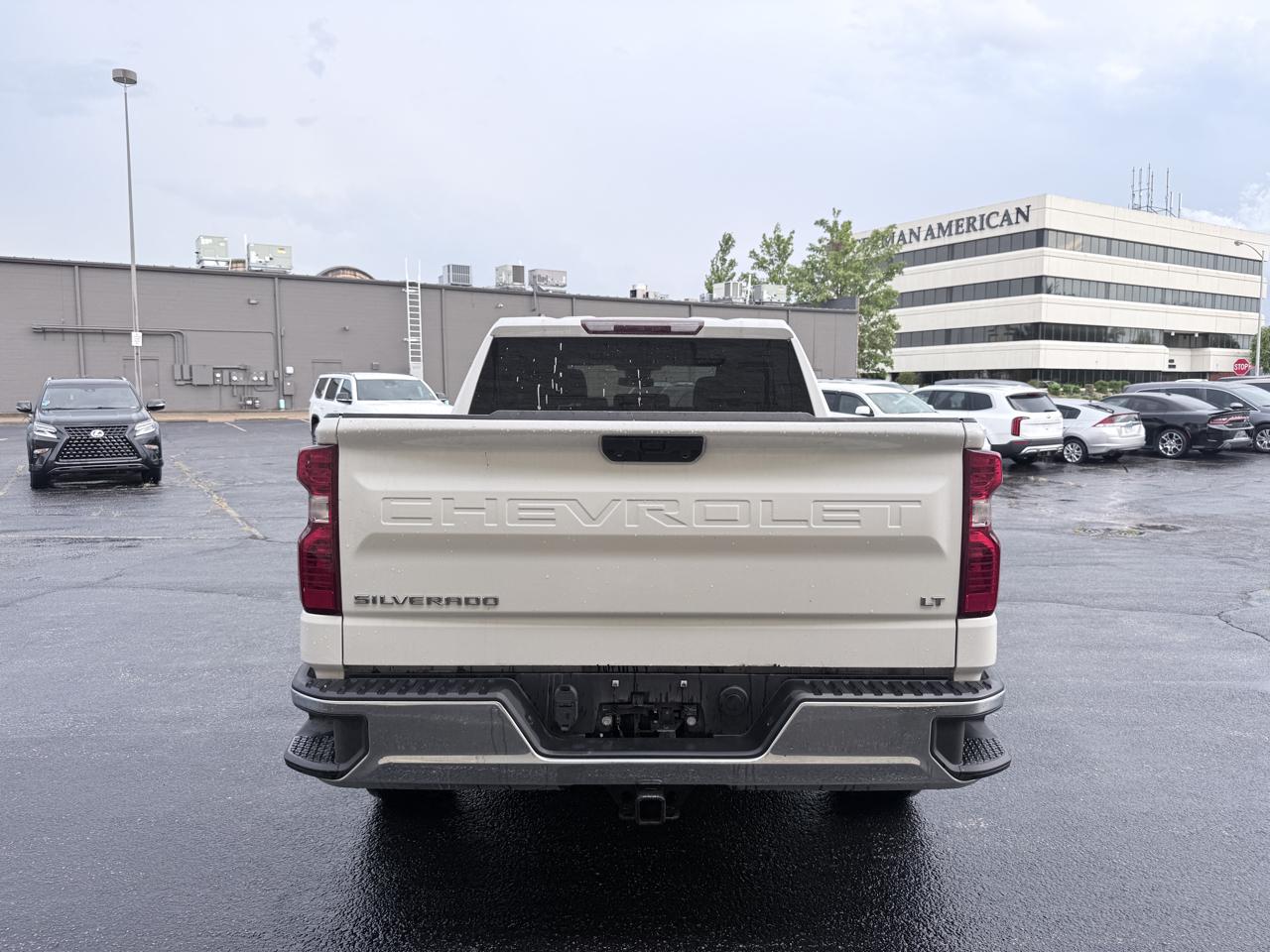Chevrolet Silverado 1500 LT Crew Cab 4WD 2023