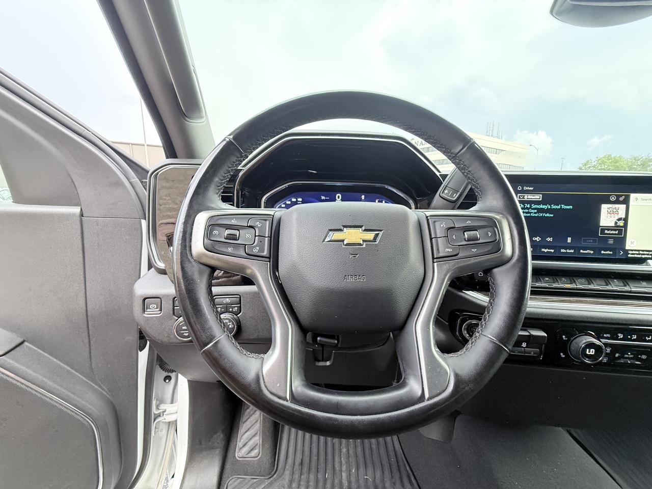 Chevrolet Silverado 1500 LT Crew Cab 4WD 2023