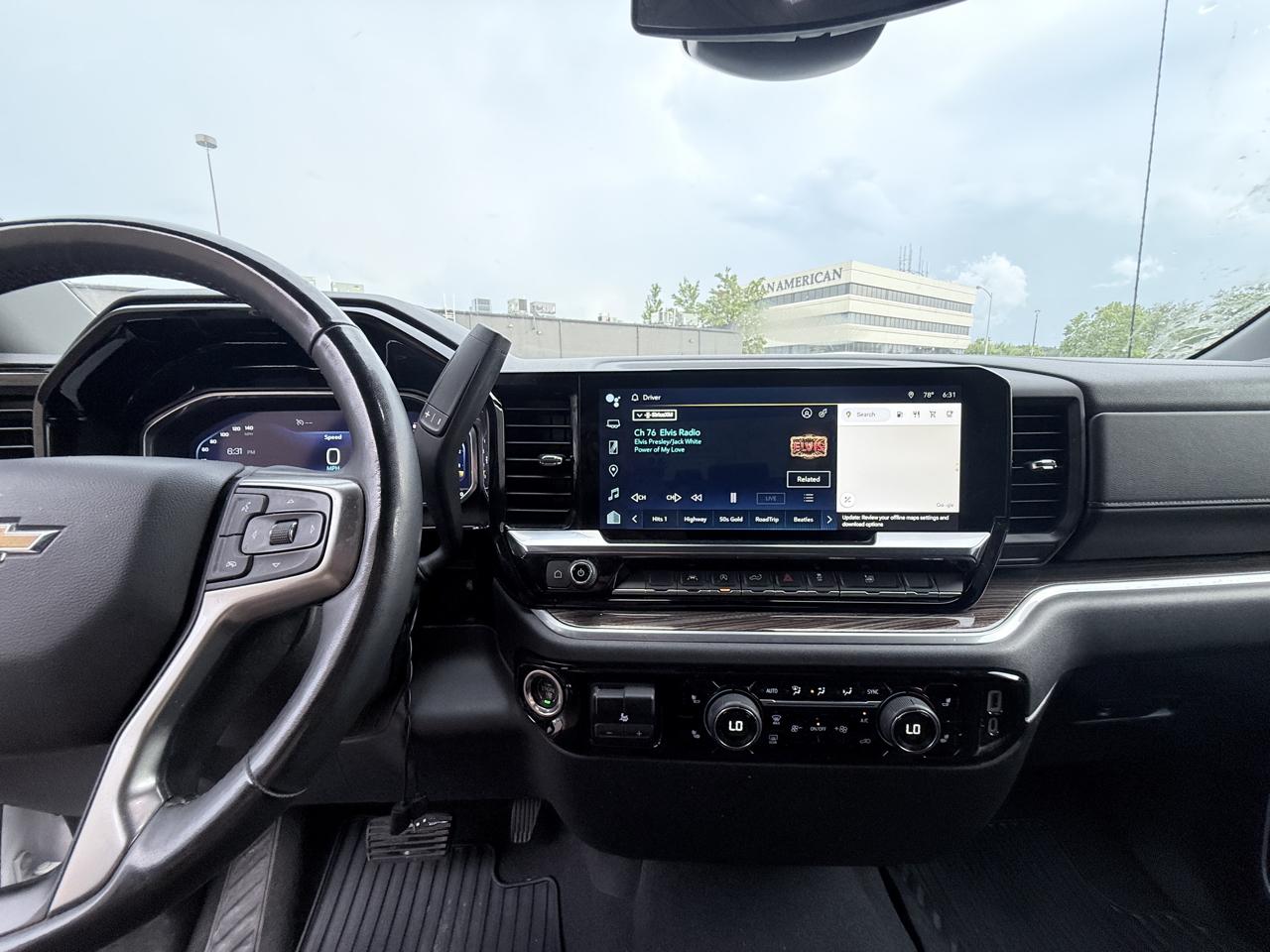 Chevrolet Silverado 1500 LT Crew Cab 4WD 2023