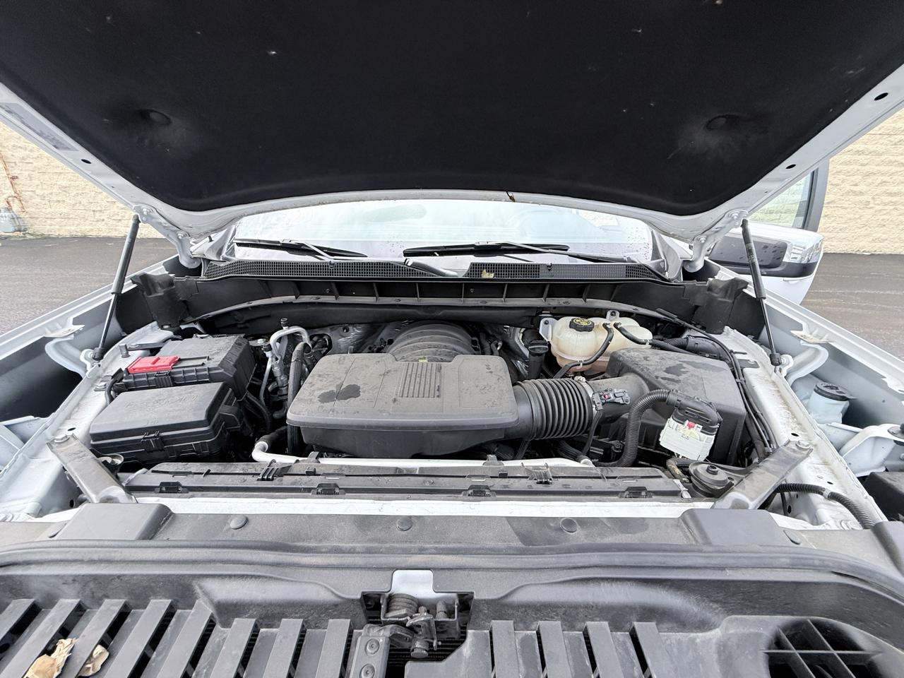 Chevrolet Silverado 1500 LT Crew Cab 4WD 2023