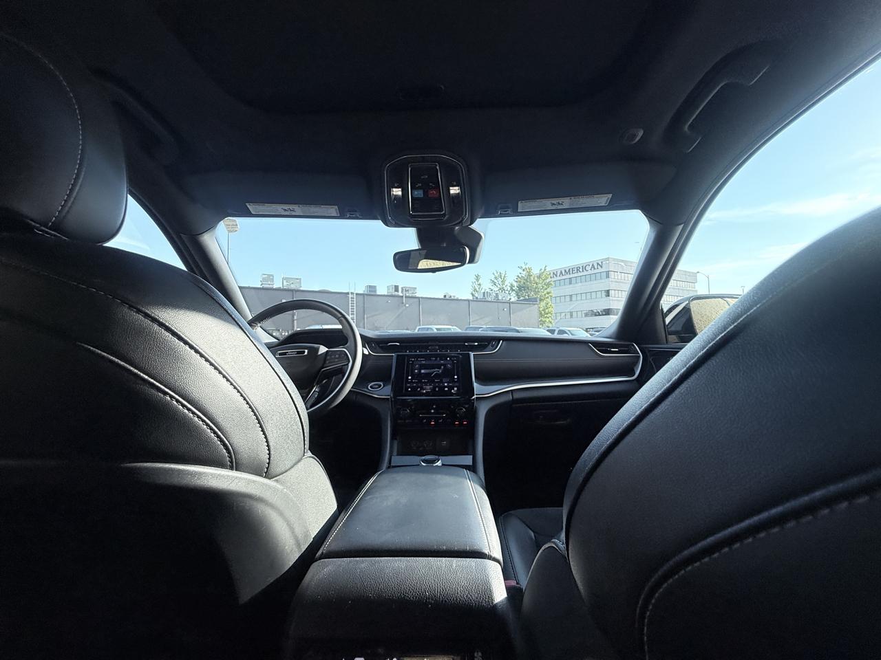 Jeep Grand Cherokee L Laredo 2023