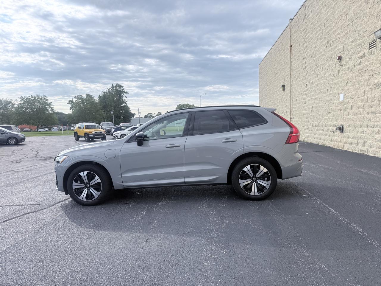 Volvo XC60 Recharge T8 Plus Dark AWD 2024