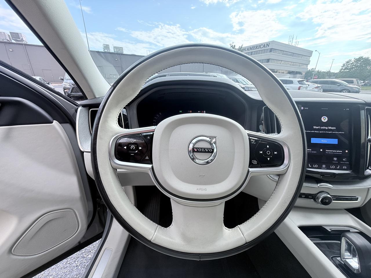 Volvo XC60 Recharge T8 Plus Dark AWD 2024