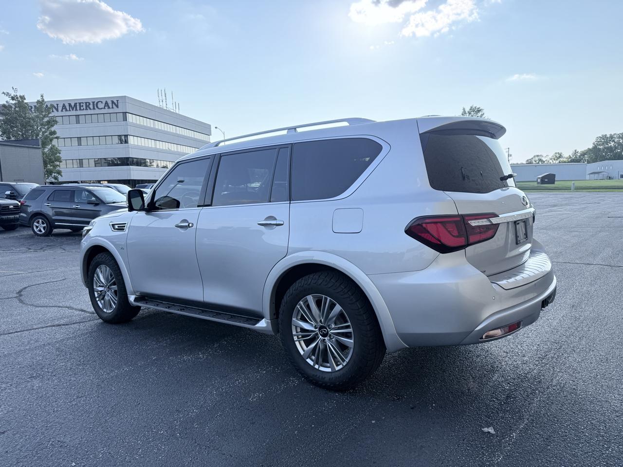 Infiniti QX80 Limited 4WD 2019