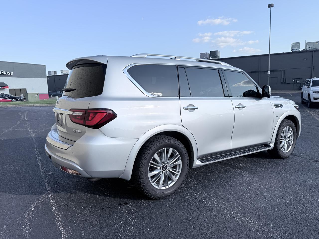 Infiniti QX80 Limited 4WD 2019