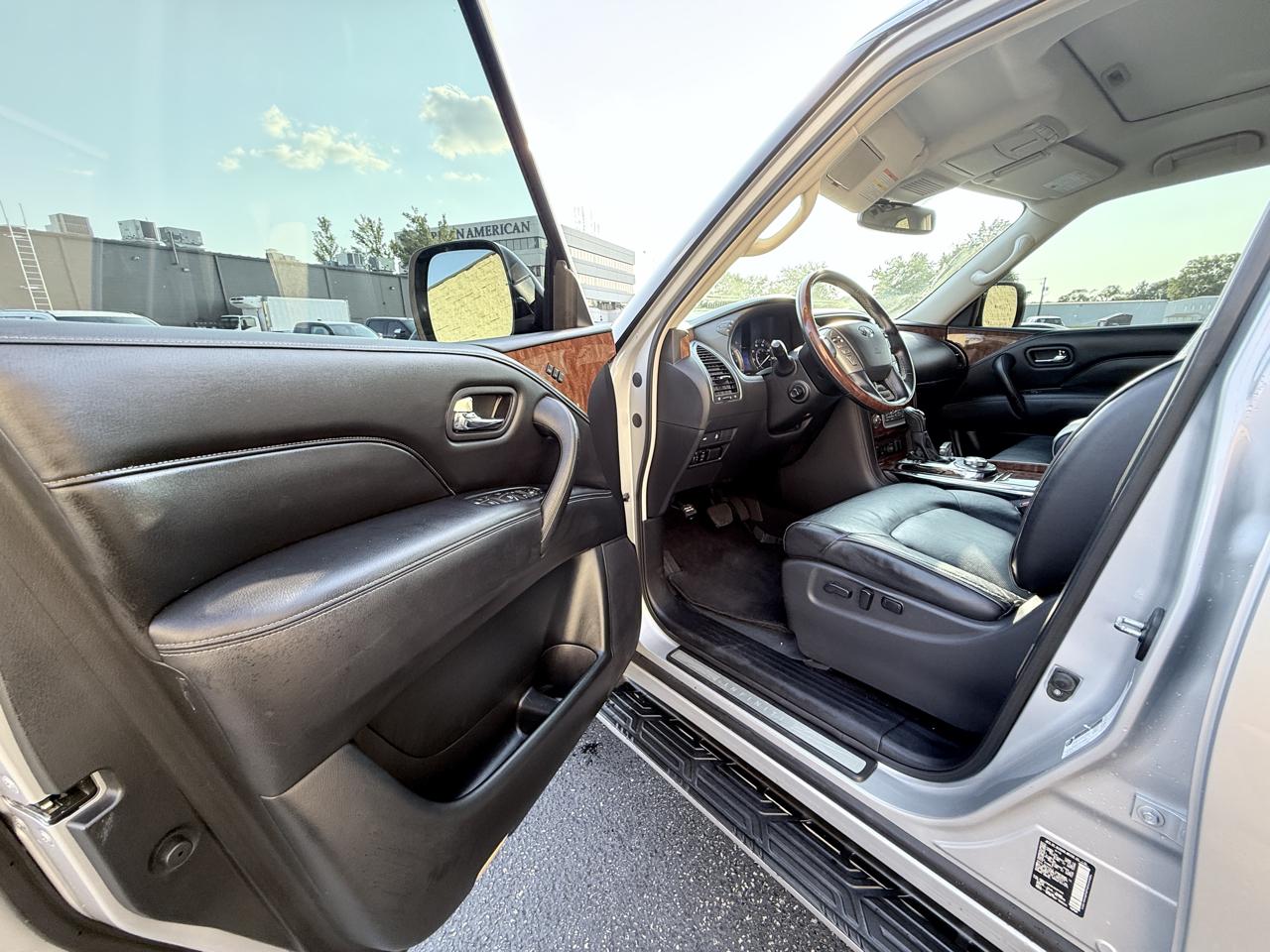 Infiniti QX80 Limited 4WD 2019